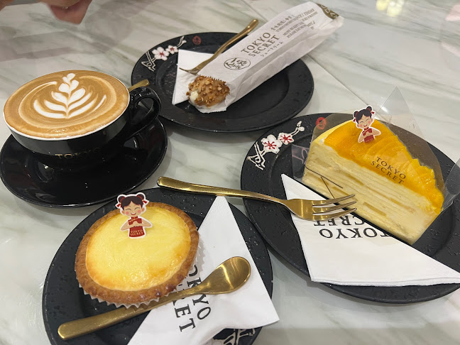 Lot FK107, First Floor, 1 Utama Shopping Centre, Old Wing, Bandar Utama, 47800 Petaling Jaya, Selangor