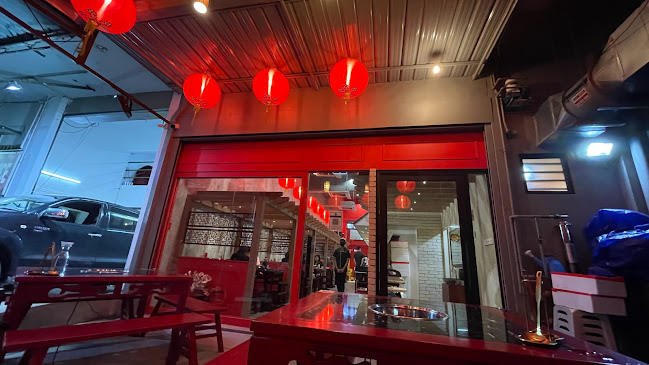 Comentarii opinii despre ErShiXiong Hotpot Restaurant 二师兄火锅客栈