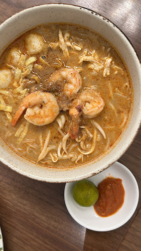 Opinii despre Parsley Miri în Miri - Gastronomi dan perhotelan