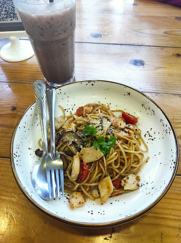 Comentarii opinii despre Martion Western Food