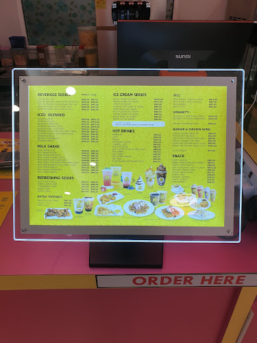 Queen Bee Ice Cream Dessert Shop