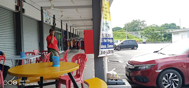 Pusat Penjaja 1Malaysia Chemor - Gastronomi dan perhotelan