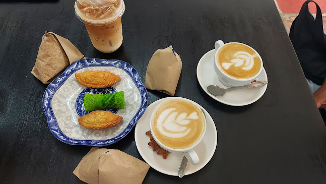 ESCOFI KOPITIAM (china town)