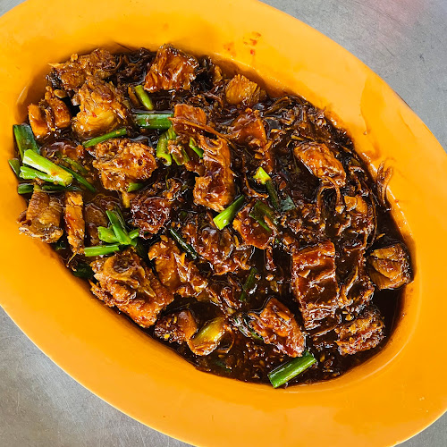 Opinii despre Chia Bee Bah Kut Teh (知味肉骨茶) în Alor Setar - Gastronomi dan perhotelan