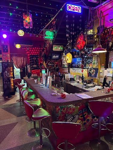 Latin Tropical Yoko's - Gastronomi dan perhotelan