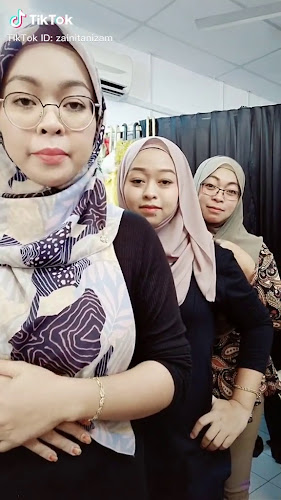 Medan Selera Kg Raja (Kak Ayu)