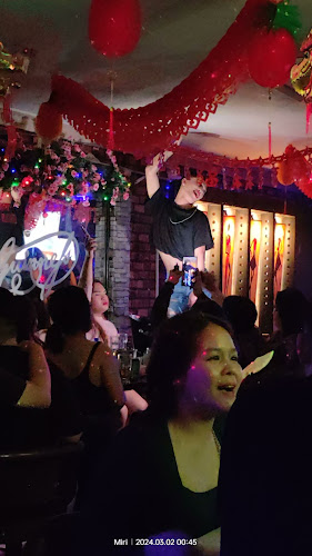 Basecamp Cafe - Miri