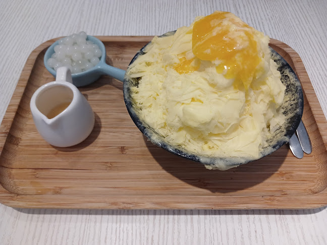 Snowy Bears Restaurant