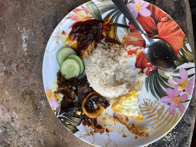 Kedai Makan Mok Su Esah - Gastronomi dan perhotelan