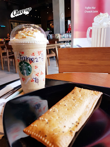 Starbucks Lotus's Kota Bharu - Gastronomi dan perhotelan