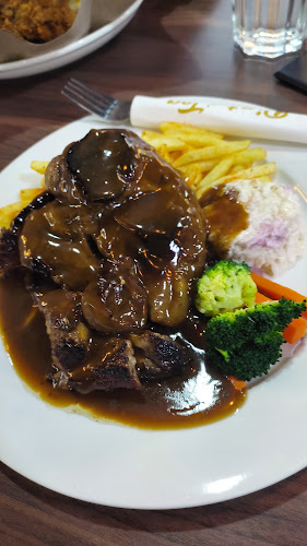 6, Jalan Pusat Perniagaan Falim 3, 30200 Ipoh, Perak