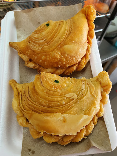 Yummy Food Garden Menglembu - Gastronomi dan perhotelan