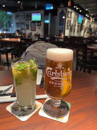 Opinii despre Hard Rock Cafe în Kuala Lumpur - Gastronomi dan perhotelan