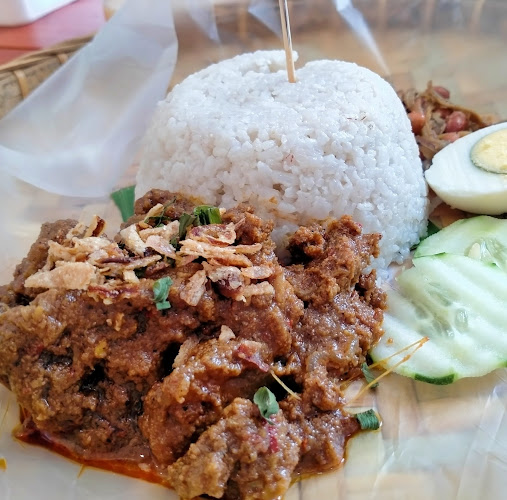 Nasi Lemak Bro Jul (Marina Court Resort Condo Kota Kinabalu Sabah) - Kota Kinabalu