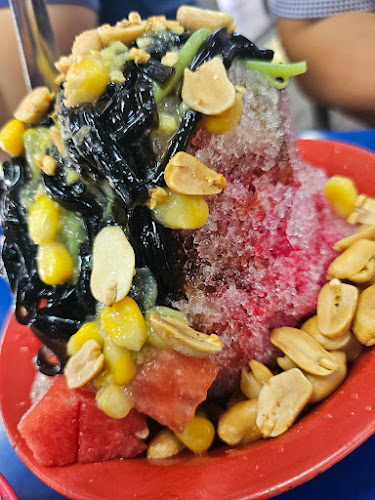 Medan Selera Dato' Tahwil Azar - Gastronomi dan perhotelan