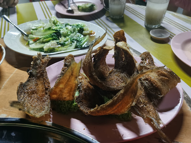 Kedai Makanan Laut Kuala Kurau Sunset Seafood - Gastronomi dan perhotelan