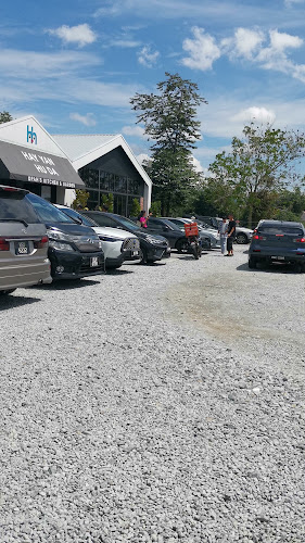 Comentarii opinii despre Hayyan Huda Opah's Kitchen