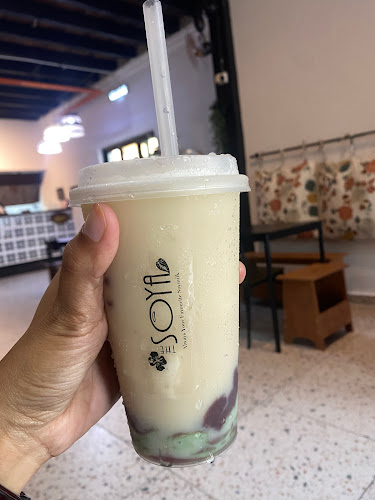 The Maneh - Gastronomi dan perhotelan