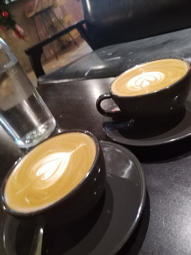 Alexandria's coffee & dining