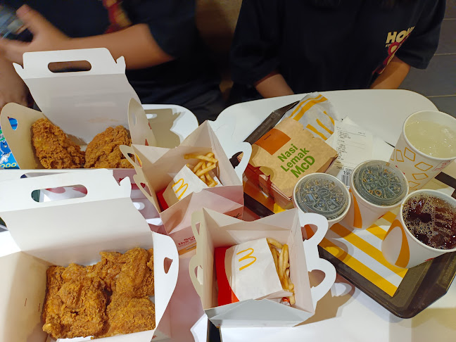 Lot 1050(A, 7, Jalan Bulan Sabit, MCLD, 98000 Miri, Sarawak