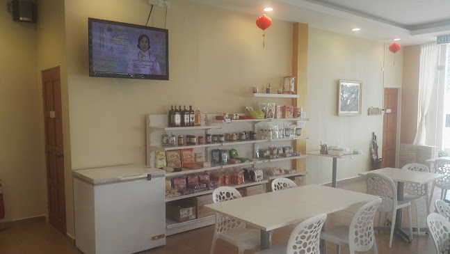 Loving Hut Vegan Cafe - Gastronomi dan perhotelan