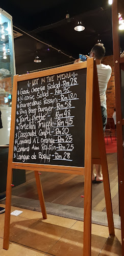 Opinii despre GRANDCHAMP's Cave & Shop Kota Kinabalu în Kota Kinabalu - Gastronomi dan perhotelan