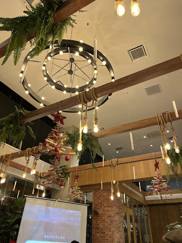 Comentarii opinii despre The Red Beanbag