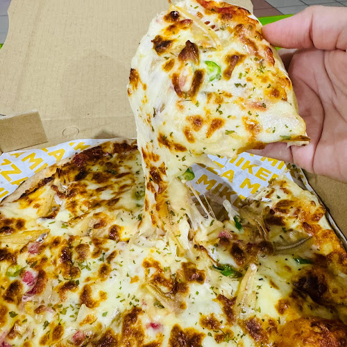 Miker Pizza Medan Sate Kajang - Gastronomi dan perhotelan