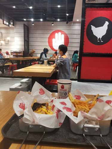 Opinii despre 4-FINGERS Crispy Chicken - Central i-City în Shah Alam - Gastronomi dan perhotelan