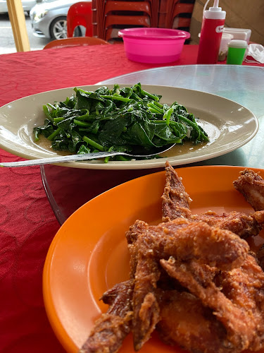 Comentarii opinii despre 巴生潮州炒粥 Restoran Bubur Goreng