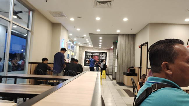 Opinii despre KFC Landmark Kulim în Kulim - Gastronomi dan perhotelan