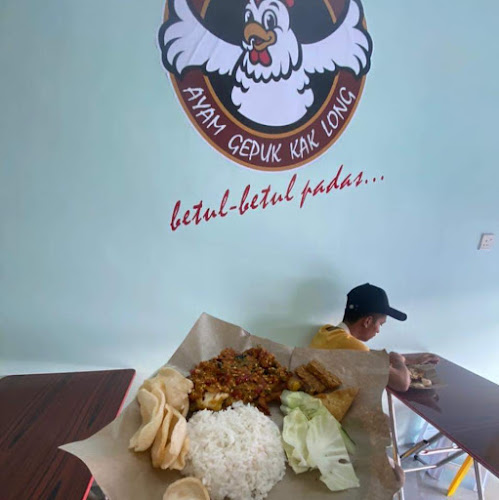 Warung Ayam Gepuk Kak Long - Gastronomi dan perhotelan