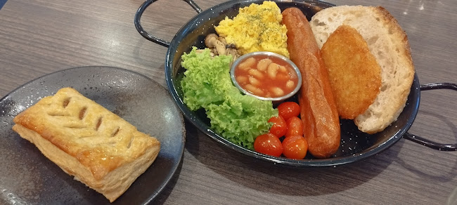 Opinii despre BREW în Melaka - Gastronomi dan perhotelan