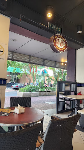 OLDTOWN White Coffee - Gaya Street - Gastronomi dan perhotelan