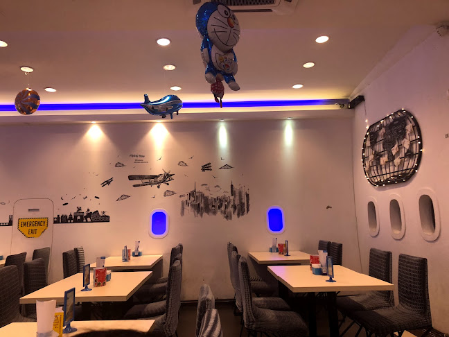 Check-In In Flight Dining