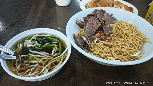 Dayang Sarawak Corner Cafe - Gastronomi dan perhotelan