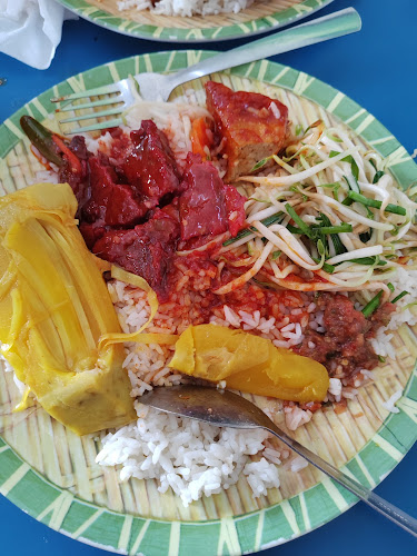 Opinii despre Jijah Nasi Campur în Perai - Gastronomi dan perhotelan