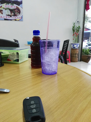 Comentarii opinii despre Kedai Kopi Makanan Lock Yen