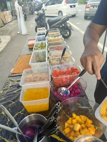 TELUK INTAN ORIGINAL COCONUT SHAKE - Gastronomi dan perhotelan