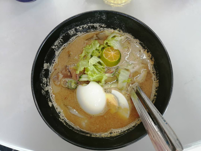 Wak Nasi Lemak - Gastronomi dan perhotelan