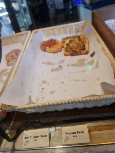 Comentarii opinii despre Frisky Goat Bakery Cafe