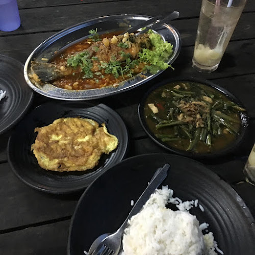 Kiosk no 2, taman awam bank negara, 21100 Kuala Terengganu, Terengganu