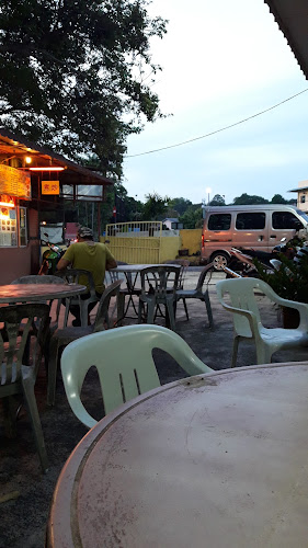 Comentarii opinii despre Jiki Food Court