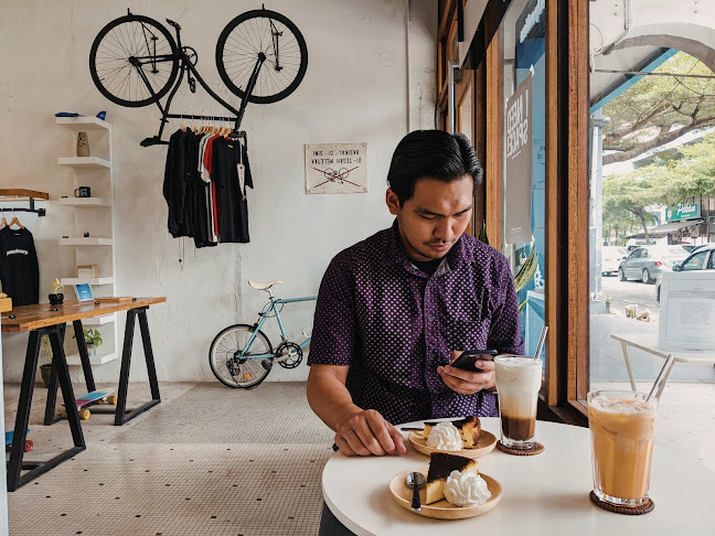 146, Jalan Sultan Idris Shah, 30000 Ipoh, Perak