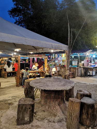 Opinii despre Lepak Kampung Talang în Kuala Kangsar - Gastronomi dan perhotelan