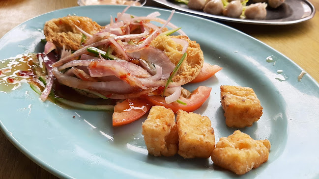 Restoran Chat Sook 冷气七叔玲珑饭店