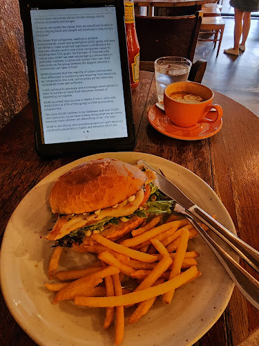 Comentarii opinii despre Cafe 123 Gasing