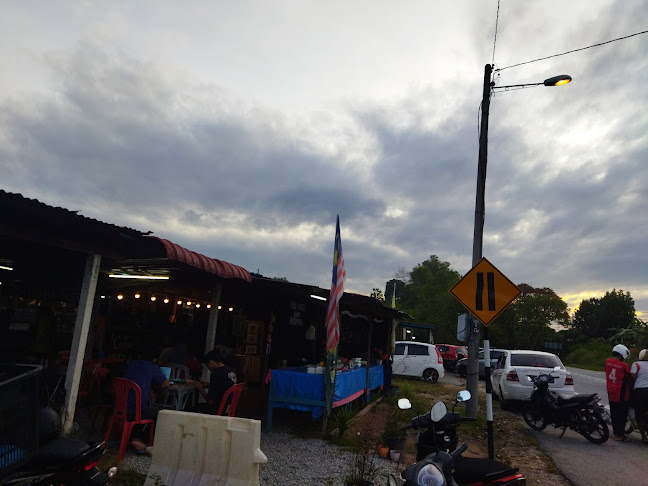 Opinii despre COFFEE STATION în Batu Gajah - Gastronomi dan perhotelan