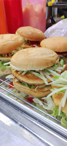 Comentarii opinii despre WanHKL Burger