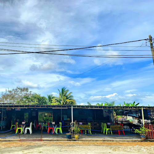 Comentarii opinii despre Kedai Pendatang Haram